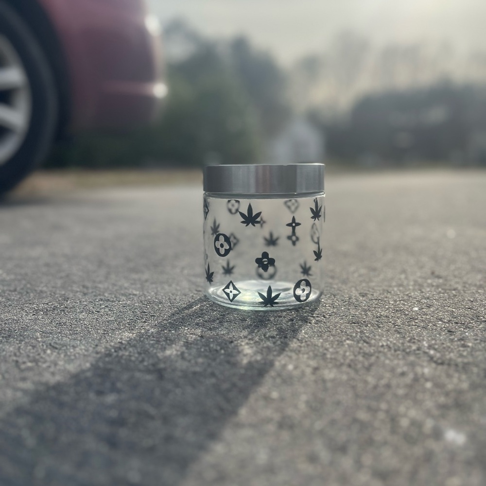 LV INSPIRED JAR.